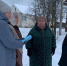 советник главы Михаил Васильков и глава Парского сельского поселения Лидия Малкова встретились с заявительницей по вопросу подтопления проезжей части дороги. - Родниковский район